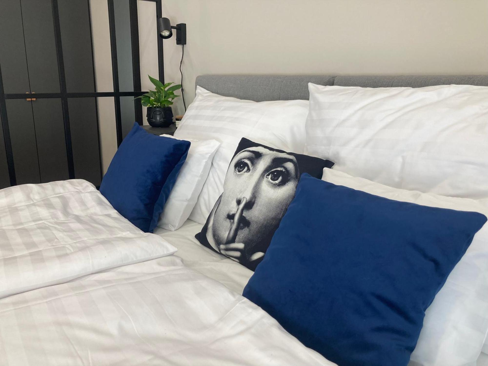 Oazis Apartman Veszprem Luaran gambar